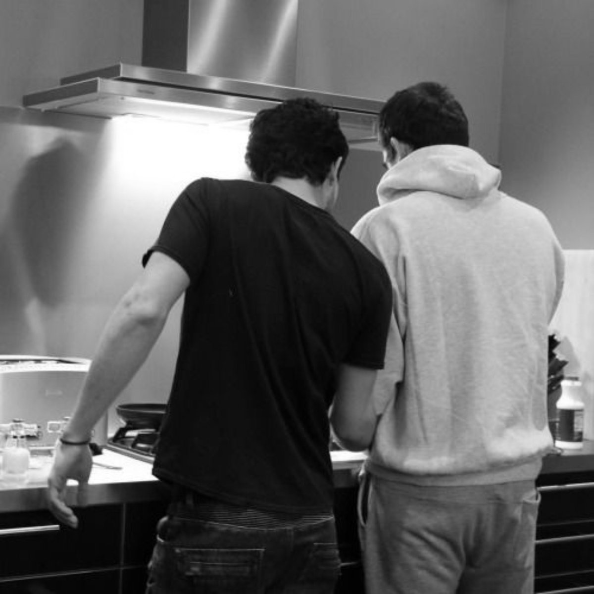 andrewluvspedri's tweet photo. ꪆ୧ ׅ ⬫ —— AU #FEDRI  ⋆˚

donde pedri y ferrán son compañeros de piso que aprenden a convivir desde cero

o...

donde fingir una relación para salir de un imprevisto parecía sencillo, hasta que la química entre ellos se vuelve algo inevitable https://t.co/ITZvlCm8ZZ