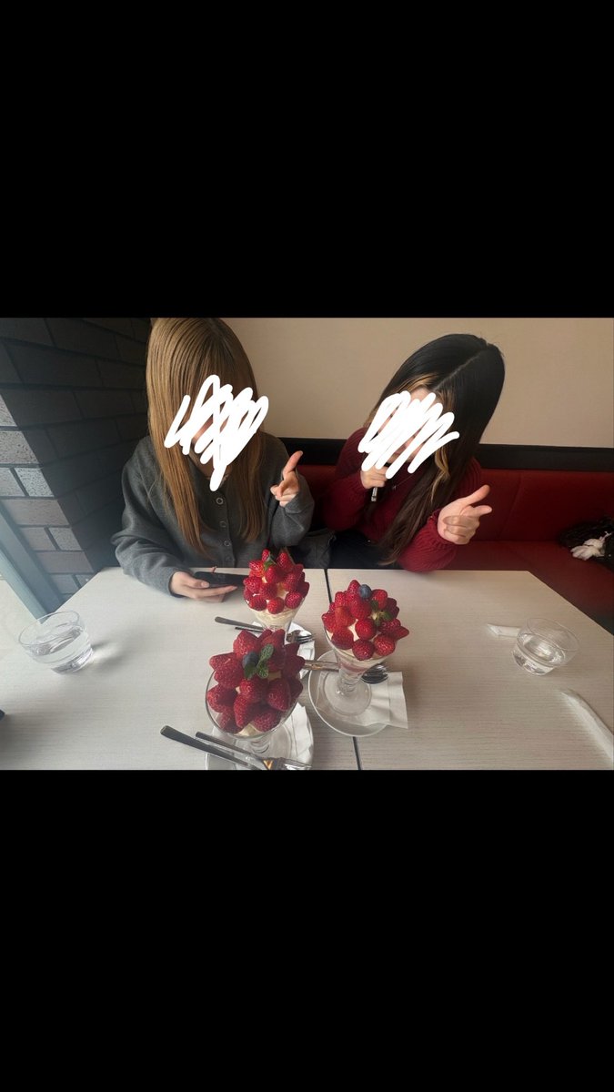 rnklx7's tweet photo. #むらはた #パフェ
🍓🍓🍓 https://t.co/CASTIkmHNa