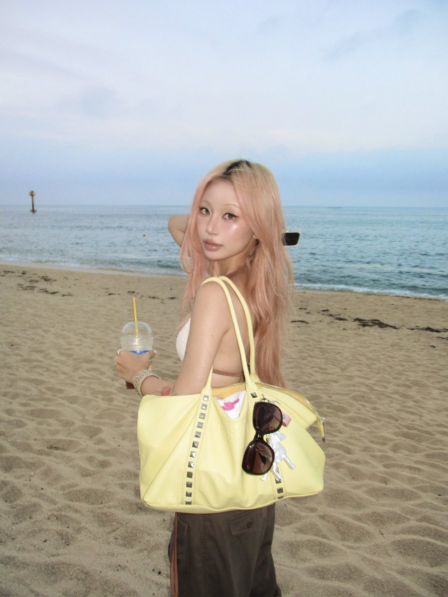 beloved_cherish's tweet photo. #RT 하신 팔로워 분께 제품 보내드립니다💕

☀️[ Pasion x Pia ]

문의 많이 주셨던 파시온 제품들 단독 할인 말아왔습니다! 의류, 가방, 악세서리 다 가져왔고! 제 링크에서만 가장 높은 할인율로 만나실 수 있어요🫰🏼(~8/30)
🪷https://t.co/NNcQq074os

타래로 제품 더 보여드릴게요🫶🏽 https://t.co/oeAZiz9Vb0