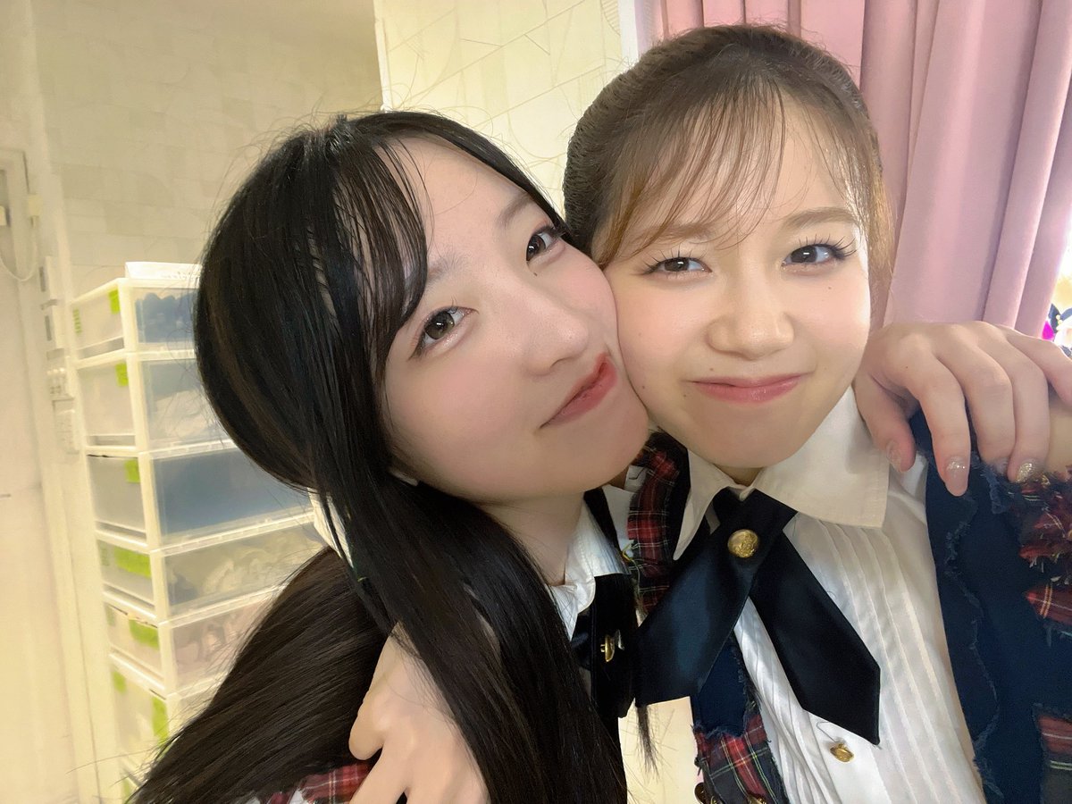 mayuu_masai0301's tweet photo. 本日は1日ありがとうございました♪

グループ握手会ではいろんな方とお話しできて楽しかったです！(๑>◡<๑)🍟

#RESET公演 今日も本当に楽しくて、
やっぱり劇場サイコー‼️と言う気持ちです！！

お見送りでたくさんの方に
元気もらった！と言っていただけて
嬉しかった〜😊 https://t.co/tMBQ4bWwHS