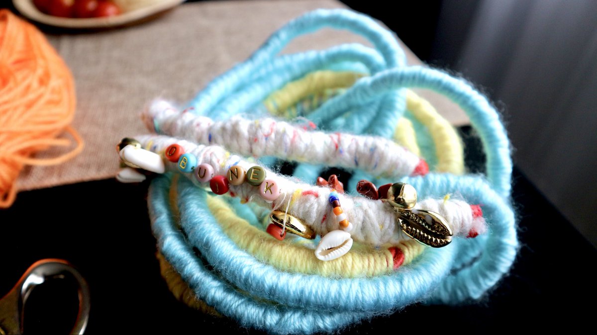 REMECentre's tweet photo. Mrs O reviews some of our hand made waist beads 🙂‍↔️
The pressure was on tbf 🫣 welldone Halima!!
#PROJECTị #workshops https://t.co/IuWVw88FIS