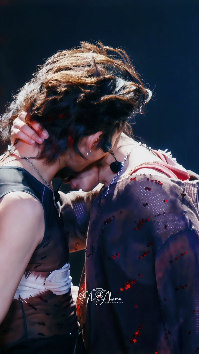 NoiAkame's tweet photo. สายตาเธอมันร้าย ใครจะทนไหว
>///<

#DuangConcertDay2 
#Duang𝐆o𝐑ound𝐂oncert 
#teeteepor https://t.co/xof2jzhyU1