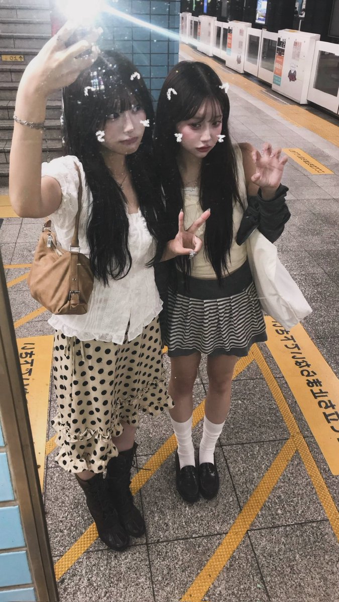 ll09ll033's tweet photo. 🐱z https://t.co/tQ5ZC4JM5i