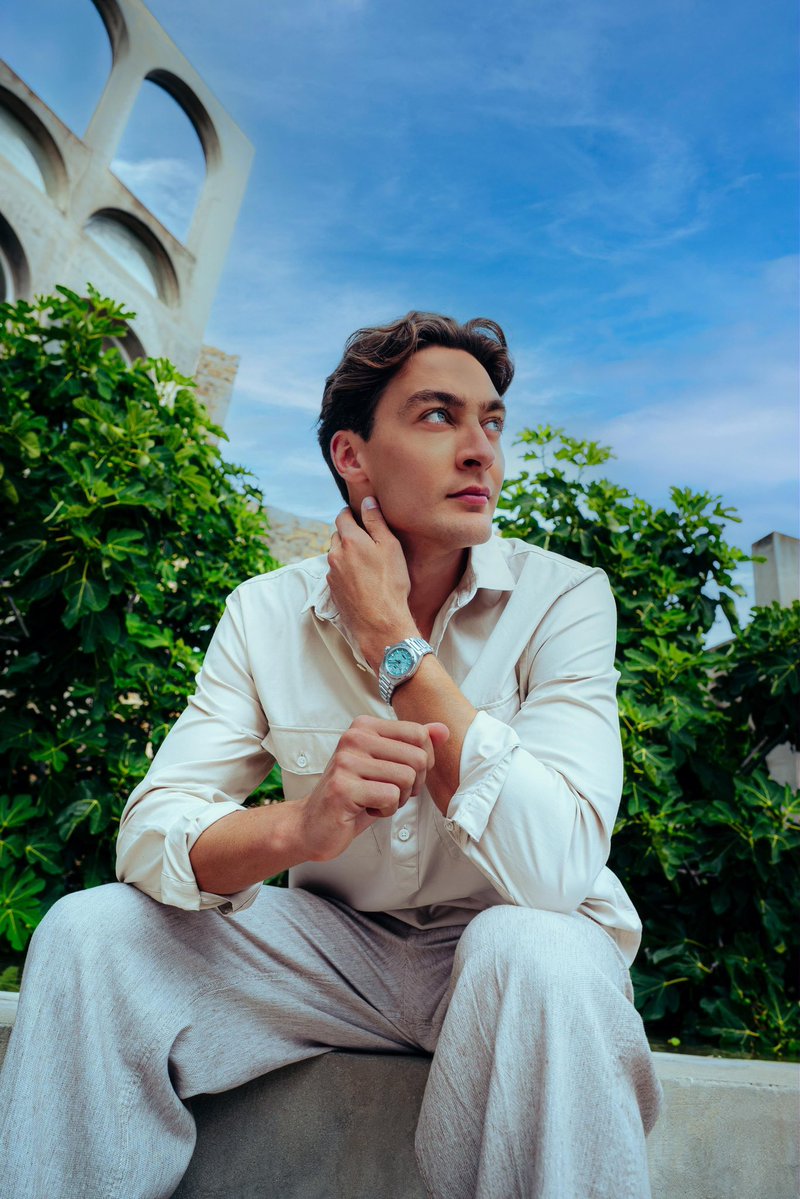 GeorgeRussell63's tweet photo. Time to get back to work. 
#IWCIngenieur #Advertisement https://t.co/rJPXDbufz3