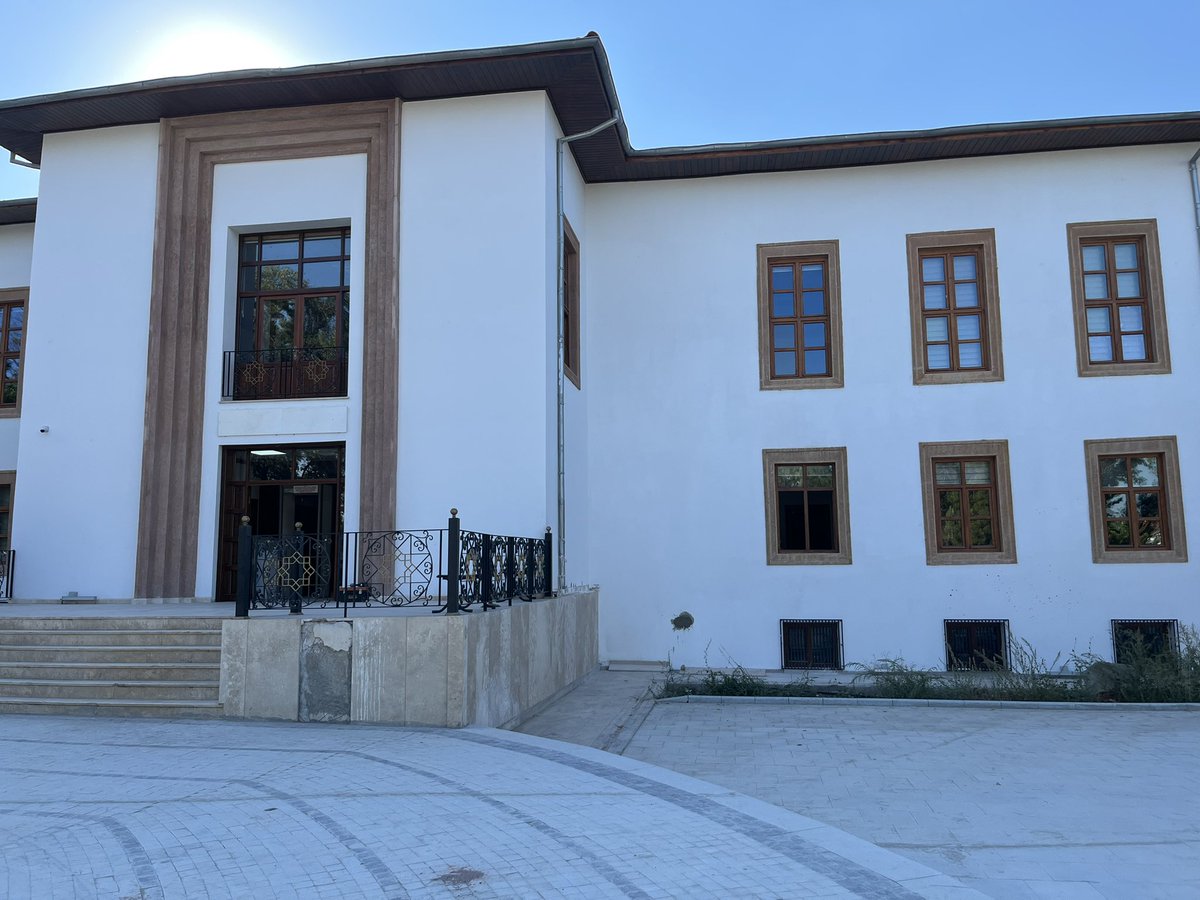 UsakNufus's tweet photo. İl Nüfus ve Vatandaşlık Müdürlüğümüz 17 Ağustos 2026 tarihi itibariyle yeni hizmet binamız olan Kurtuluş Mahallesi Enstitü Sokak No:7 de hizmet vermektedir. (Eski Endüsti Meslek Lisesi- Millet Bahçesi içi)@serdarkartaltr @TC_UsakValiligi @TCNufus @canerkosek https://t.co/3CAg8kJlGj
