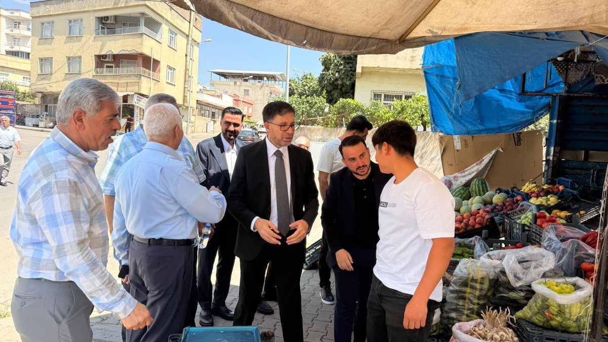 akgencliksiirt's tweet photo. 📍 Esnaf Ziyareti

İl Bşk. Sn. @AvHekimGider , Milletv. Sn. @mervangul56 , İl Gençlik Kolları Bşk. Sn. @mrtgul34 , Merkez İlçe Bşk. Sn. @hikmetekin56 ve teşkilatımızla birlikte esnafımızı ziyaret ettik.

Esnafımızlarımızın talep ve önerilerini dinledik, hayırlı kazançlar diledik. https://t.co/Z7PPl13C5W