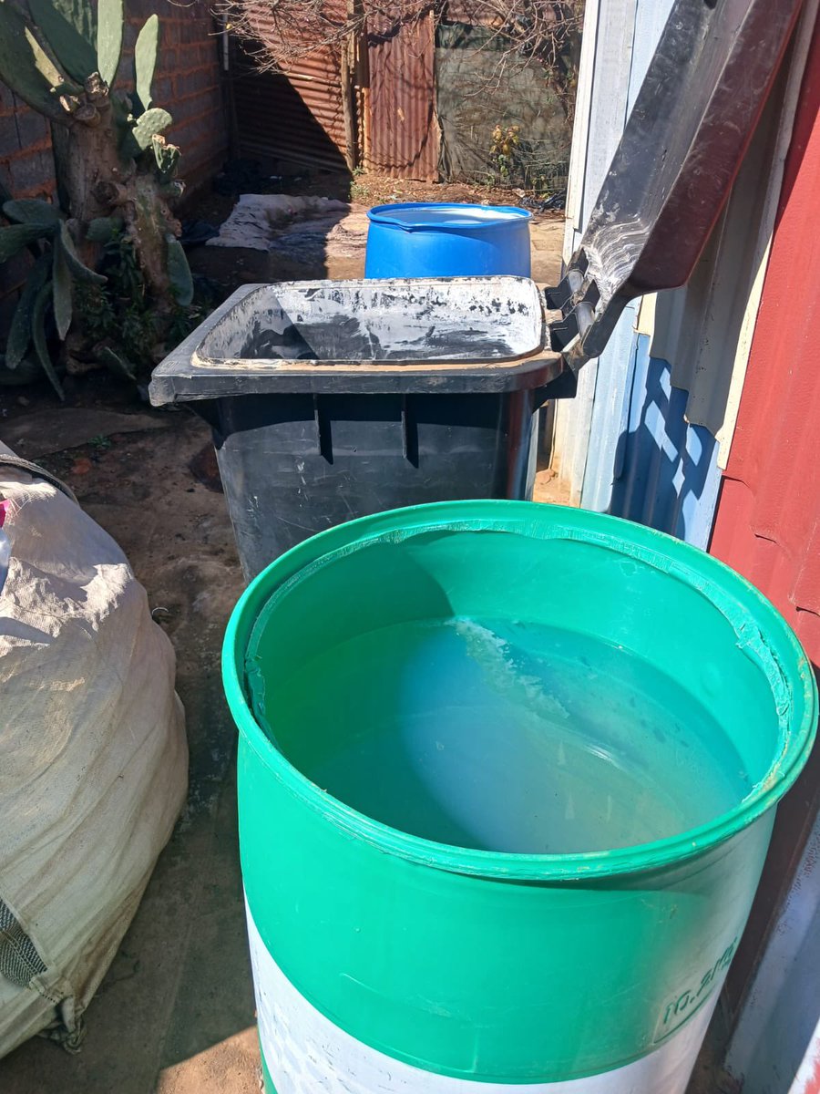 CrimeWatch_RSA's tweet photo. Two foreign nationals aged 37 and 50 were arrested in Windmill Park Informal Settlement for counterfeit detergent production. Large quantities of chemicals and finished products (bleach, fabric softener, dishwashing liquid, foam bath) were seized, mixed in 200-litre barrels and repackaged into recycled containers bearing Unilever and Colgate-Palmolive labels. Chemicals recovered include caustic soda, soda ash, sodium hypochlorite and others. All items will undergo forensic analysis. The suspects will appear in Vosloorus Magistrates’ Court tomorrow.