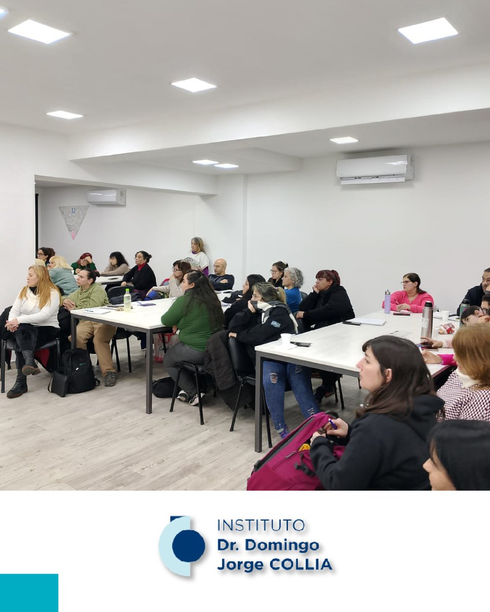 InstitutoCollia's tweet photo. Compartimos algunos momentos de la jornada “Consumos en nuestra época: Hablemos en comunidad”.
Un espacio de encuentro, escucha y reflexión sobre consumos, recuperación, familia y prevención desde una mirada comunitaria.
#InstitutoCollia #CFPI411 #Consumos #TresDeFebrero https://t.co/ShHSi0ZLTC