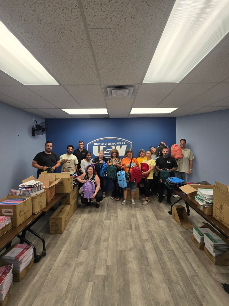 uswdistrict6's tweet photo. Members of Locals 9597 and 49, along with staff from IPEX stuff backpacks at the London office for the Backpack program, which provides supplies for students in need as they return to school. Thanks to USW staff representative Jesse Walker, the point person for the campaign. https://t.co/RaqPGJwbmS