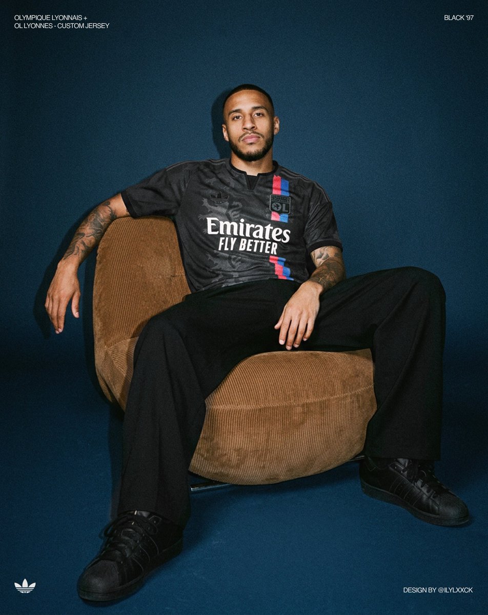 ilylxxck's tweet photo. J'ai imaginé ce maillot fourth pour l'Olympique Lyonnais et la future qualif en LDC (pitié) 
@OL https://t.co/IuvdiLB5D0