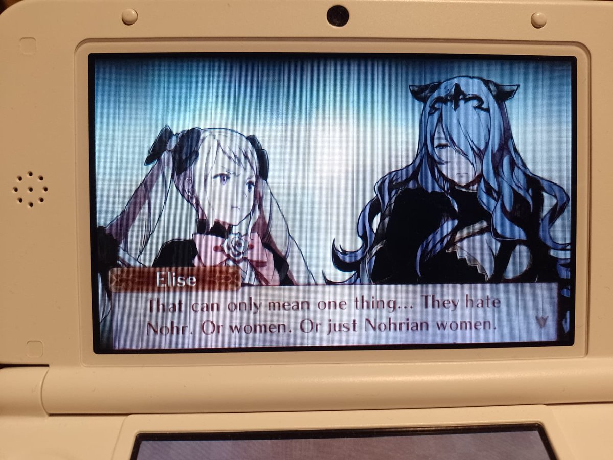 Azunixx's tweet photo. When you are playing conquest and carefully planning your run but Elise starts talking so you have to drop everything to read her life-changing lines https://t.co/0IpwWvs05n