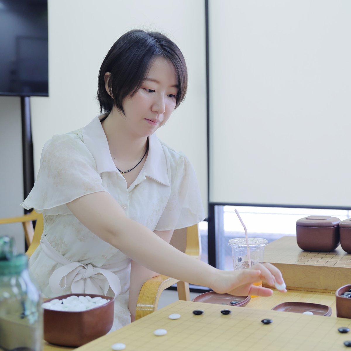 k555927_0324's tweet photo. 岩田紗絵加プロの指導碁を撮影できましたので、紹介します
新宿囲碁サロンにて https://t.co/2SRuFdKoFh