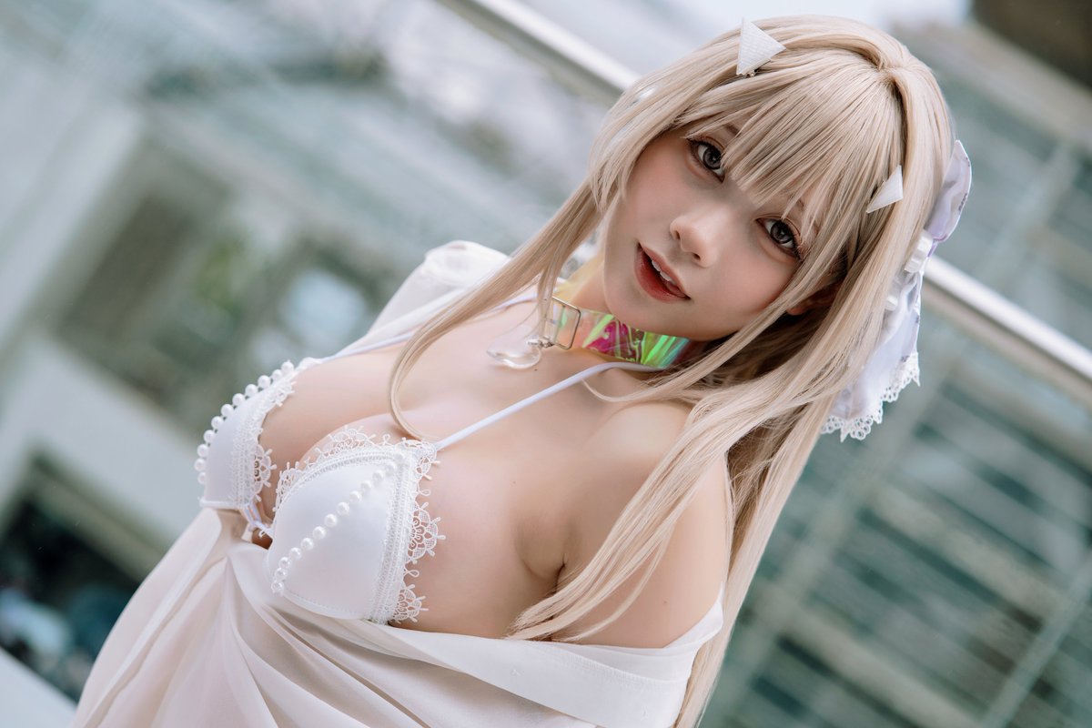 ArthuringNoMain's tweet photo. c108 2日目
勝利の女神NIKKE バイパー
あゆのさん（@ayunochan_ ）
#C108 #c108_cos   #メガニケ
#C108コスプレ https://t.co/ljTgZiooCY