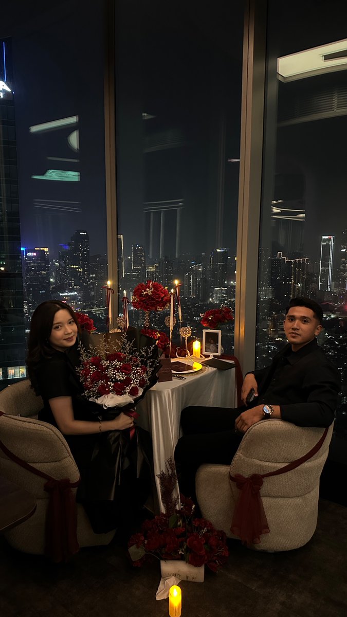 Bungareyzaa's tweet photo. punya pacar ganteng dan romantis dapat menurunkan hipertensi https://t.co/eL0c3QsajP