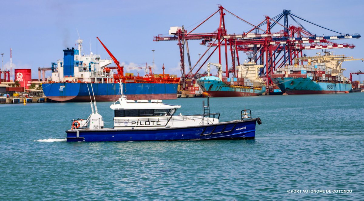 maritimafrica's tweet photo. Bénin – Port Autonome de Cotonou : AVLÉKÉTÉ, une nouvelle pilotine pour renforcer l’assistance aux navires

https://t.co/l16o97yGmU

#Bénin #Ports #Cotonou #pilotine #navires #maritime #maritimafrica #wasexo #actualités #afrique https://t.co/dHALo2nuuk