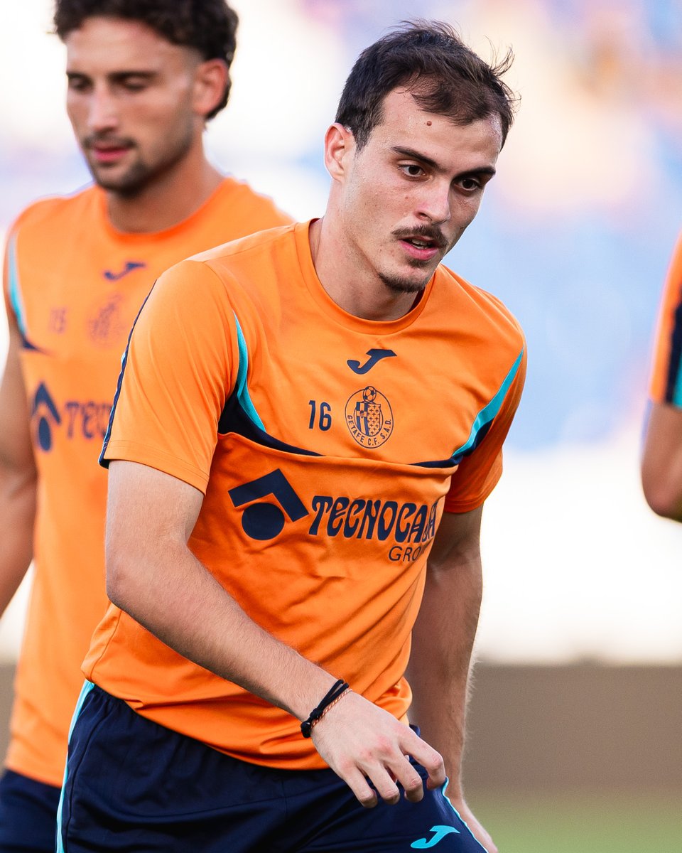 GetafeCF's tweet photo. 𝑵𝒐 𝒉𝒂𝒚 𝒏𝒂𝒅𝒂 𝒄𝒐𝒎𝒐 𝒗𝒐𝒍𝒗𝒆𝒓 𝒂 𝒗𝒆𝒓𝒏𝒐𝒔 𝒆𝒏 𝒏𝒖𝒆𝒔𝒕𝒓𝒂 𝒄𝒂𝒔𝒂 🥹🏠🏟️ https://t.co/m7Eb4nwWZu