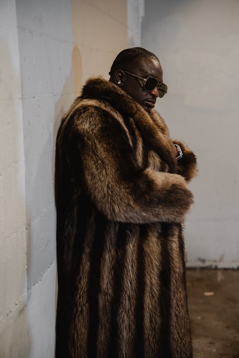 yabaleftonline's tweet photo. “I passed the baton to the next generation of talented artists not you talentless fool, keep capping on National TV.”

— Wande Coal replies Davido. https://t.co/SOrm7TSF88