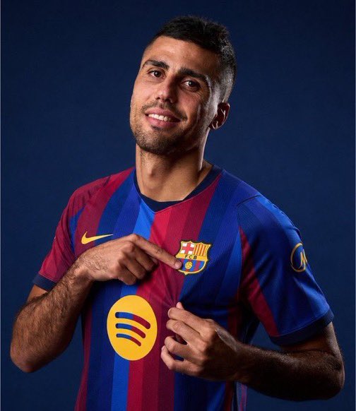 RodriHQ_'s tweet photo. Halo Barcelona 👋 https://t.co/umSeM7d8TE