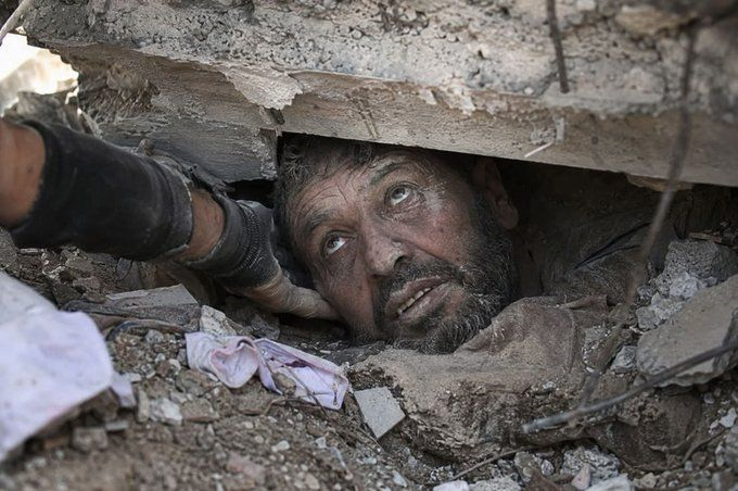 wuEXhoGIXhCBbaI's tweet photo. لعنة الله على الاحتلال بقدر انفاس البشرولاسامح الله من لم يشارك غزة ولم ينشرعنها مايحدث في ارضها💔 https://t.co/6noob11VYm