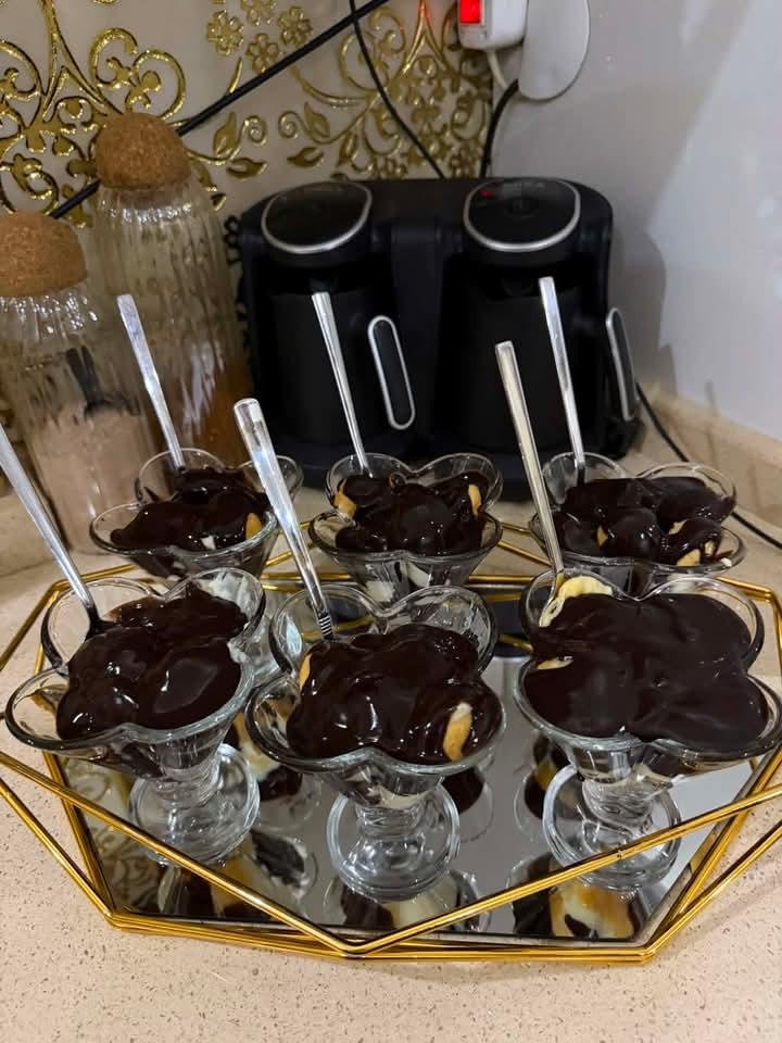 busralost's tweet photo. Profiterol 😍 https://t.co/8Gf3gWL8xD