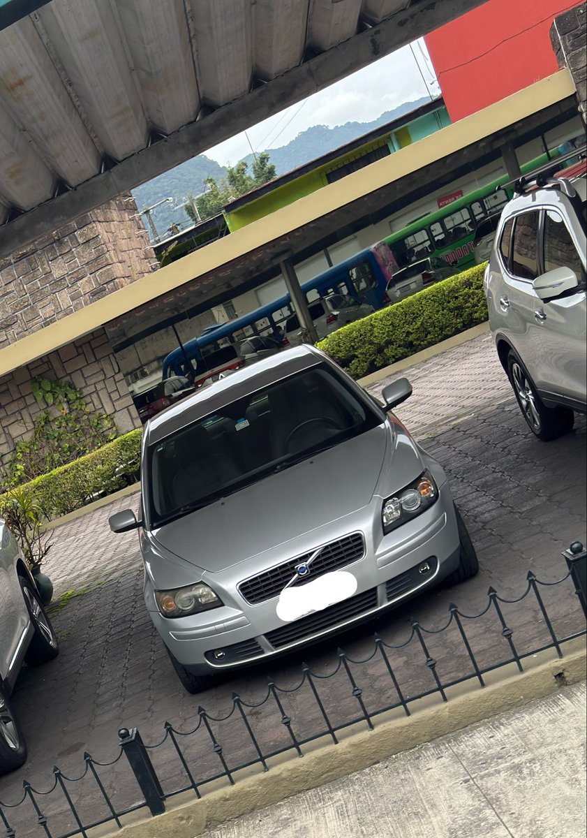 LuisCa350's tweet photo. Algún día tendré un Volvo https://t.co/u6NKV8bS4Q