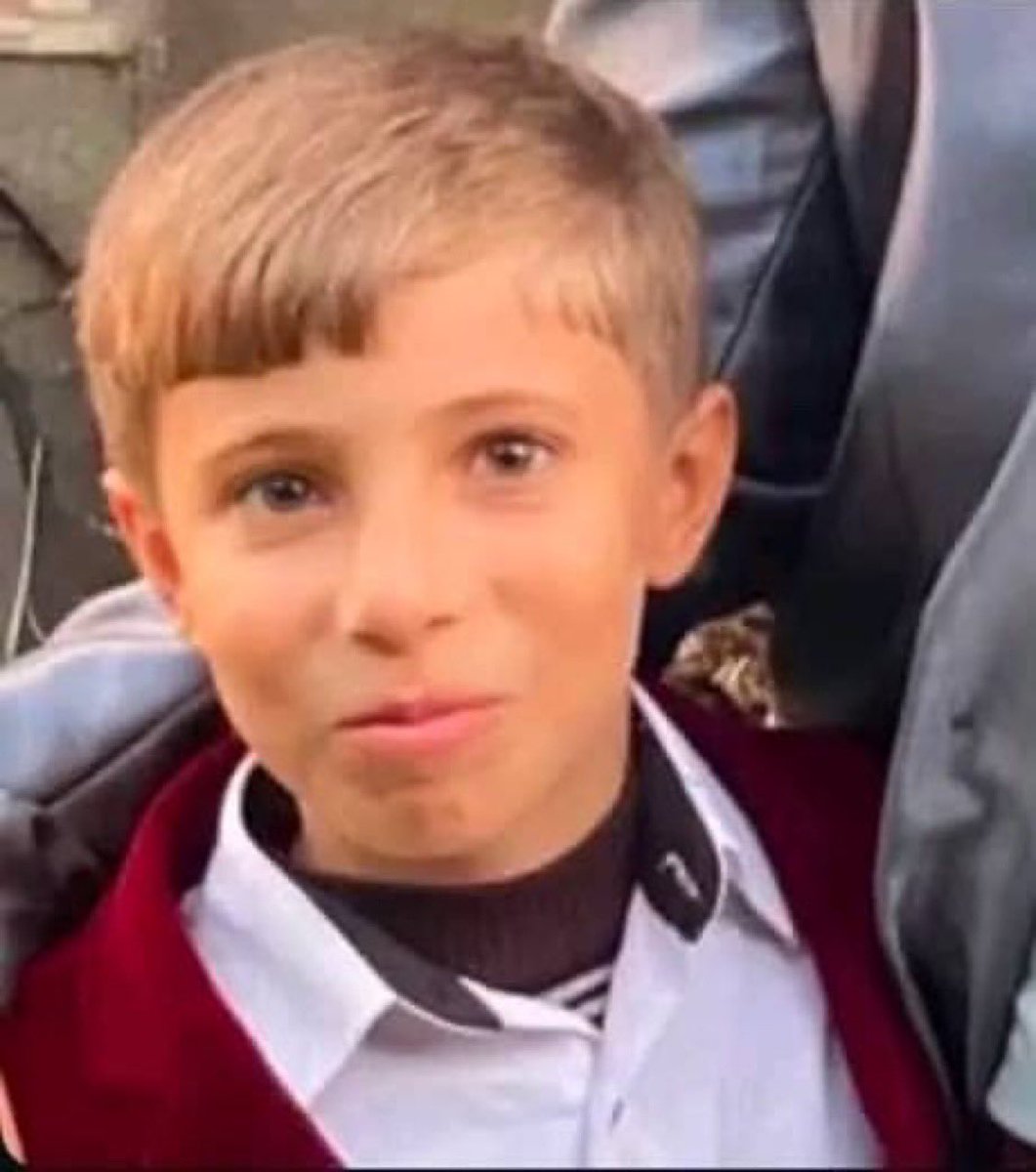 sahouraxo's tweet photo. Israel killed Jihad today in Gaza.

They dropped a bomb on the café he was sitting in.

He wasn’t a soldier. He wasn’t on a battlefield.

He was a child. Sitting in a café. https://t.co/LY9wduo1cp