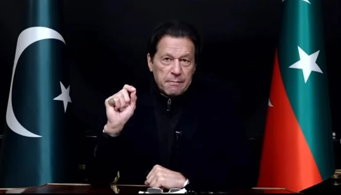mog_Russ's tweet photo. عـاجـل | المحكمة العليا في باكستان تصدر أمراً بنقل رئيس الوزراء السابق عمران خان من السجن إلى المستشفى بناءً على طلب حزبه وعائلته جراء المخاوف على صحته. https://t.co/IINVYiNHBe