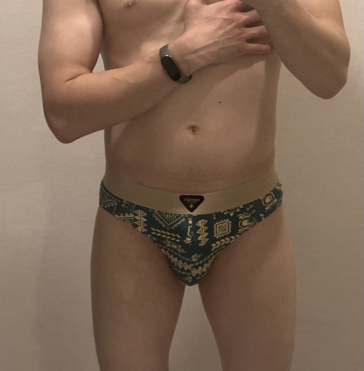 yourra89's tweet photo. One of my favourite briefs ). Like it to be taken off https://t.co/qfhyHJj8H7
