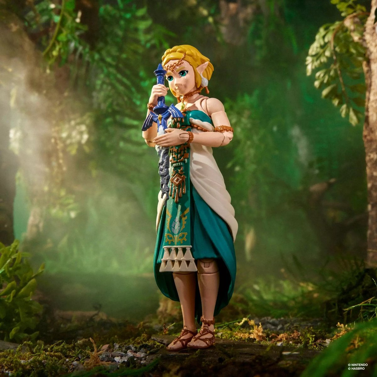 eluniversozelda's tweet photo. The Legend of Zelda x Hasbro 💚
"Heroes of Hyrule" #UniversoZelda https://t.co/jK4L10oXJ5