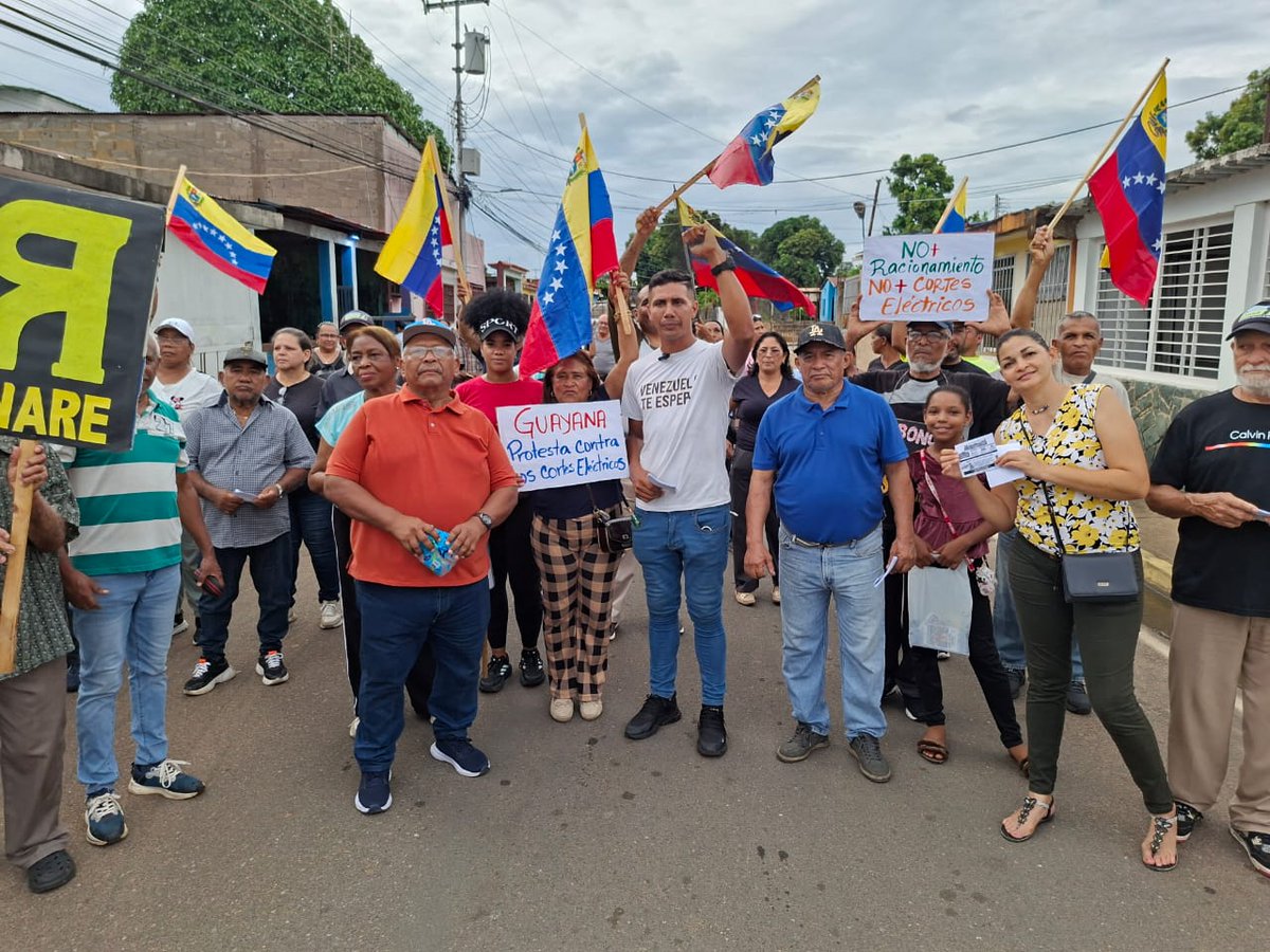 Ospinopzo's tweet photo. Los de @AndresVelasqz y @LaCausaRVe en #Caroní #Unare con la democracia de sus bases con absoluto pragmatismo en lo laboral y claros ❖𝐇𝐀𝐒𝐓𝐀 𝐄𝐋 𝐅𝐈𝐍𝐀𝐋❖
@MariaCorinaYA
#𝙑𝙚𝙣𝙚𝙯𝙪𝙚𝙡𝙖𝙏𝙚𝙀𝙨𝙥𝙚𝙧𝙖 https://t.co/DV35n1OB2Z