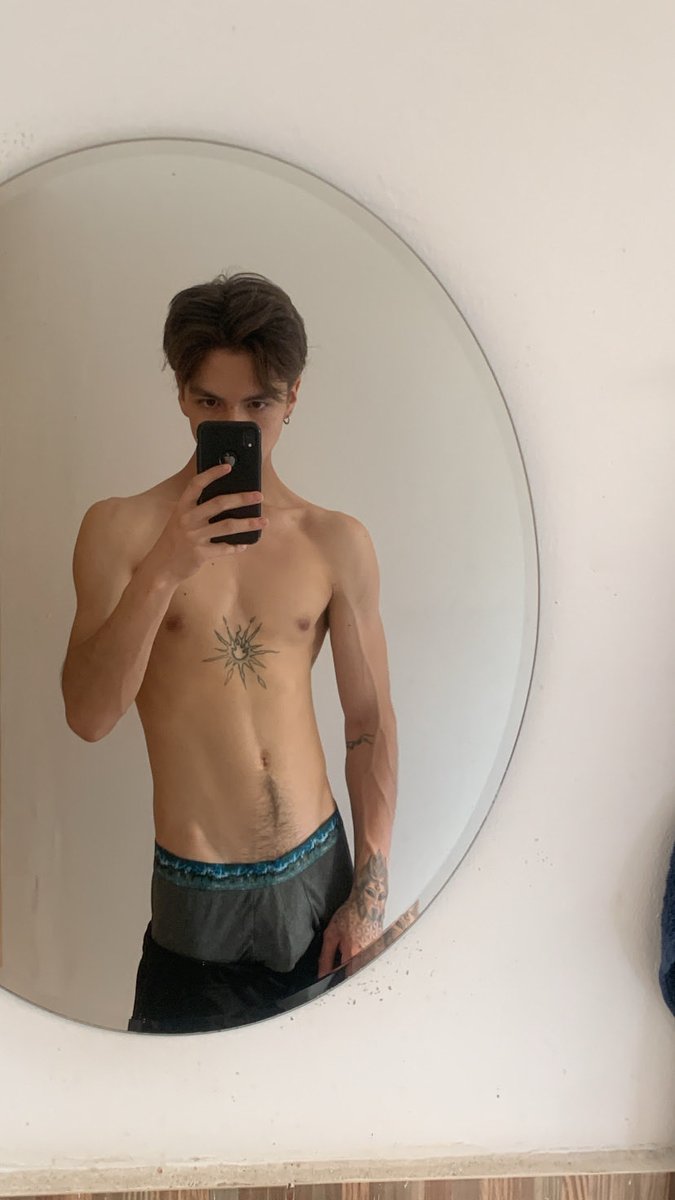 adrieldot's tweet photo. @Davide_1210 And me 😈 https://t.co/BMPUusKlh4