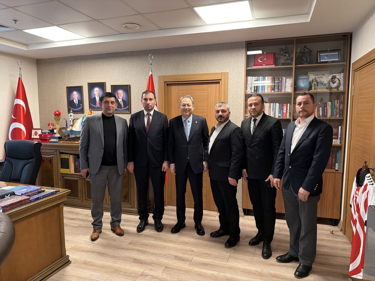 MuratCaner55's tweet photo. Yargının tescil ettiği fiili çalışma gerçeği yasama organı tarafından kanunlaştırılmalıdır. 

Staj ve çıraklık SGK başlangıcı sayılsın‼️

@abdulhamitgul @mehmedmus @azmiekinci34 
32

Bireysel Davalarla Değil
#StajyerçırakKalıcıYasaistiyor https://t.co/KPNKjGxSj2