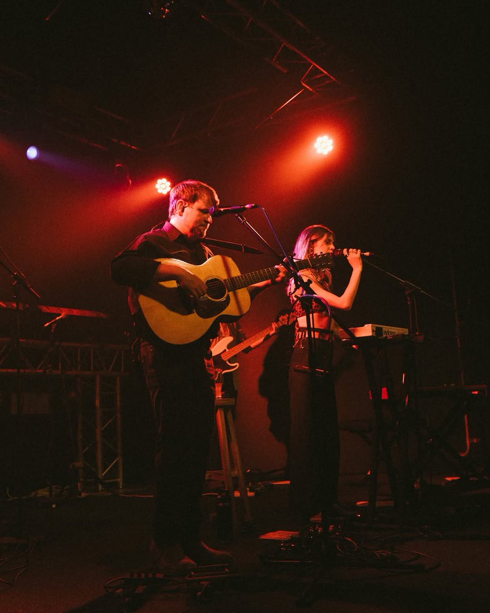 MARCOSMELO13's tweet photo. BYRON BAY—holy smokes, we had the best time. thank you for selling out both shows and bringing the sweetest vibes 🌞 onwards to newcastle and sydney we go (less than 100 tickets left for the sydney show, so get on it!)

📷 https://t.co/wIY37L6SB0