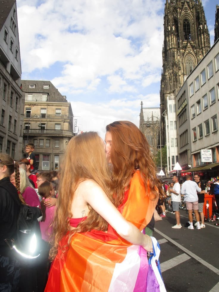wlwforever05's tweet photo. #wlw #les 
Could be us https://t.co/6MDFYUvgJ2