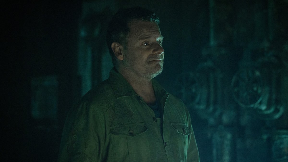 SiloSeries's tweet photo. Stills from Episode 8 "Gray Goo" https://t.co/p66LJwcI7a