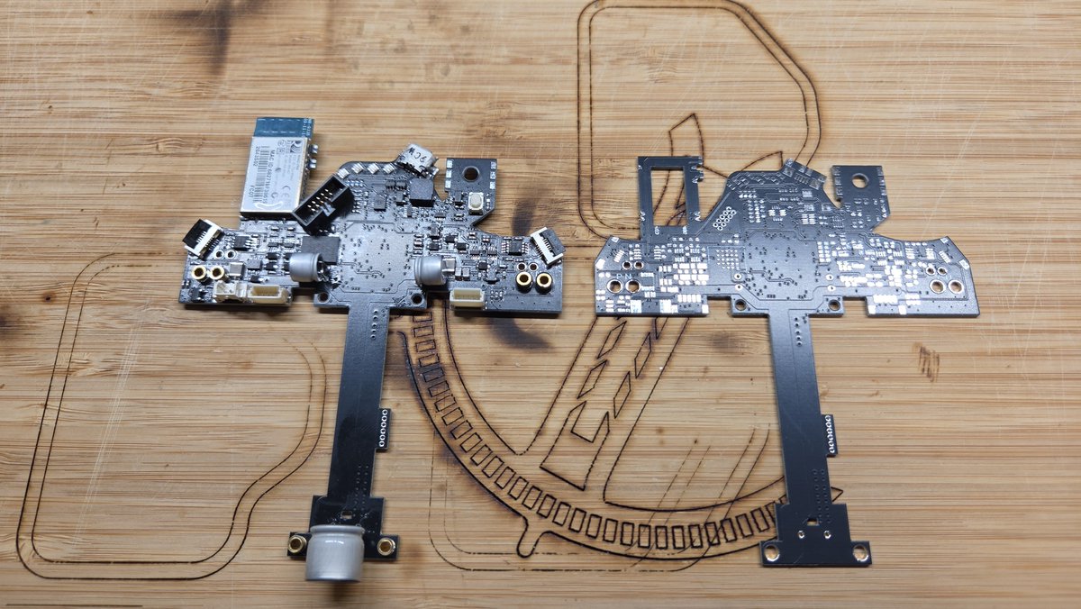 UME_Racing's tweet photo. 今回のLN5.9-LASER EVO2では、@JLCPCB 様のスポンサー提供でCPU基板とマーカーセンサ基板を製作しました。
関西地区大会では3位入賞。
基板製作から実装、大会までをブログにまとめています。
https://t.co/a9eUpsvPxH
次のアップデート基板も設計中です。
#JLCPCB #ロボトレース #UMERacing https://t.co/eV5zXhRDAN