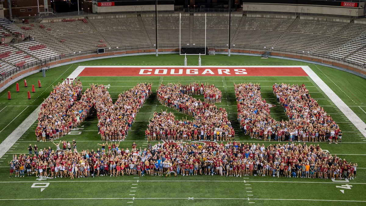 WSUPullman's tweet photo. Week of Welcome continues today, 8/19! 
- 3 p.m. Various student center open houses 
- 6:30 p.m. New Coug Photo @ Gesa Field
- 8 p.m. Up All Night @ CUB 
Find more info &amp; #WSUWOW events at https://t.co/ALlaYqKkBG 🐾 #WSU #GoCougs https://t.co/unnvkKfsYw