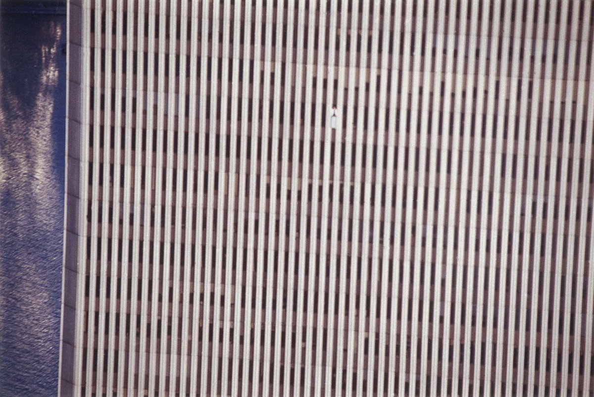 25YearsAgoLive's tweet photo. The New York Times breaks the story that in March 2000, a group of Austrian art students called “Gelitin” secretly installed a balcony on the 91st floor of the North Tower of the World Trade Center.

They photographed the balcony by helicopter, and then dismantled it.

The ease by which the students were able to make structural changes to the building without anyone noticing brings into question the security measures at the WTC.