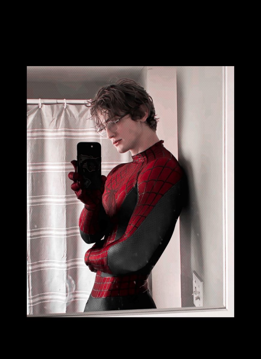 THEBWCSPIDEY's tweet photo. ᅟ
ᅟ
ᅟᅟ“ 🕸️ . Tiene pensado cambiar de 𝐓𝐑𝐀𝐉𝐄.
Nisiquiera sabe con qué sastre ir. . . Necesita una mano.
Pero hey, hacer trajes no se le da mal.
Tal vez necesite ayuda de alguien con conocimientos en 𝐍𝐀𝐍𝐎𝐓𝐄𝐂𝐍𝐎𝐋𝐎𝐆𝐈́𝐀. 
ᅟᅟᅟᅟ 
ᅟ
ᅟ https://t.co/ovKHERPzzg