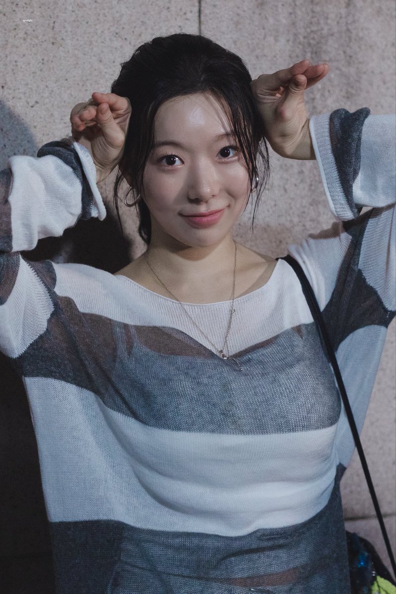 spotorlight's tweet photo. 260817 청새치 퇴근길
밀러/루소 #전민지

깜로구 🛸 https://t.co/ieGGsbNTNb