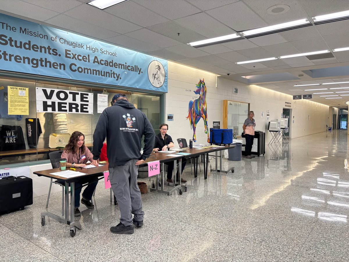 ak_elections's tweet photo. #26primary It is Election Day across Alaska. Voters are making their way to polls this morning. #AlaskaVotes https://t.co/oopSUvHoi1