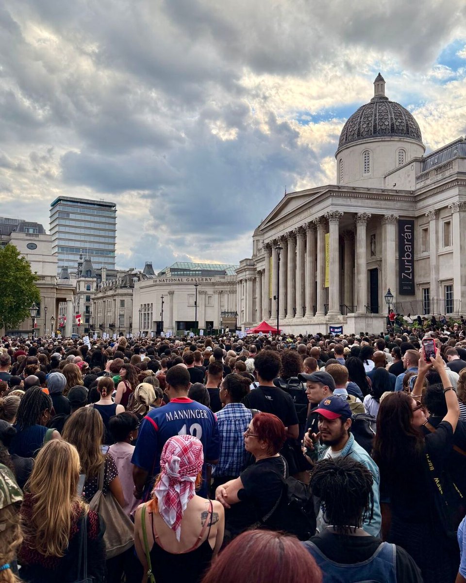 FaheemKhanFL's tweet photo. Professor Jason Arday told our young people: “When you have good thoughts, you must do good deeds.”

Yesterday, I joined thousands in Trafalgar Square to remember him.

Representation means little if belonging is still questioned.

Rest in power, Jason. 🕊️ https://t.co/AzCPMiLyh0