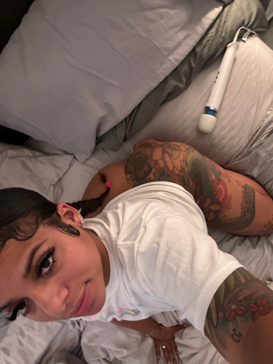 prettynastym200's tweet photo. I need sweet d right now. 😩 💞
#coloradomeets #colorado #coloradofreaks #denvermeets #denver #ColoradoSprings #Aurora #Lakewood #Thornton #Westminster #Longmont #Broomfield #GlenwoodSprings #HTXcommunity #ColoradoBusiness #Denver #Alomosa #Denverfarside https://t.co/uLYLbNdHtX