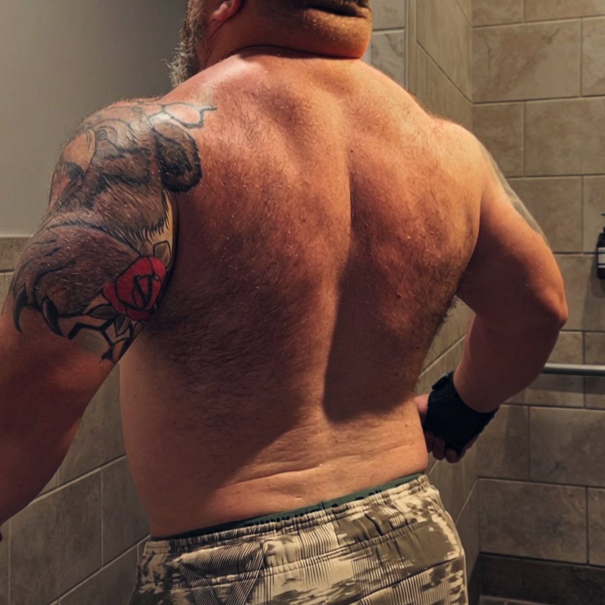 daddykatulis's tweet photo. @Mojomadness1 @FernoIsGae You were the one who inspired me to get in the gym a year ago. Thank you for being my greatest inspiration. https://t.co/r80mwdRZ5d