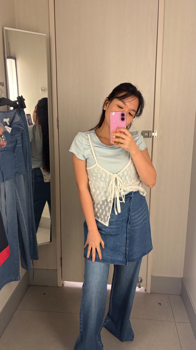 Honouriecious's tweet photo. - Unexpected Shopping 🛍️ #HaBiBi https://t.co/TzbT5y8CKN