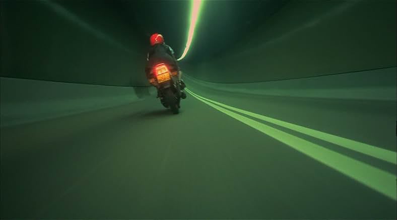 vivalarevolz's tweet photo. fallen angels (1995) dir. wong kar-wai https://t.co/0nNgONgWtW