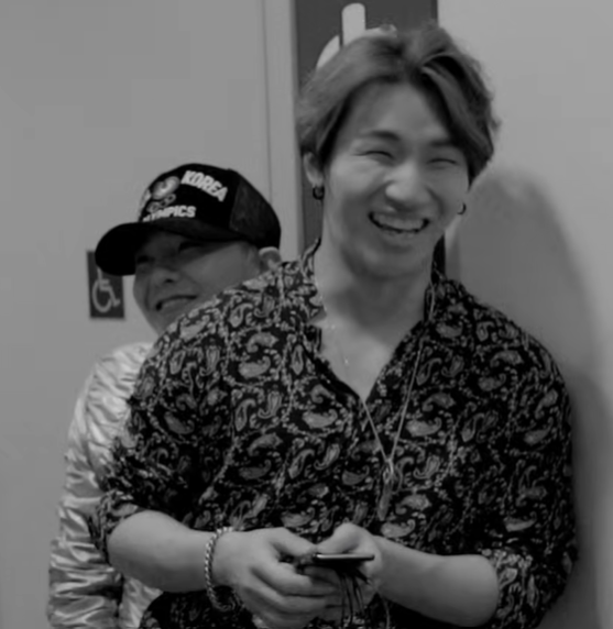BabyVIP_Essays's tweet photo. Y'ALL JUST DON'T FUCKING GET IT BRO THIS #GDAE SHIT IS SO SERIOUS FOR ME a frame from the 20th anniversary video https://t.co/DnEqThF8SW