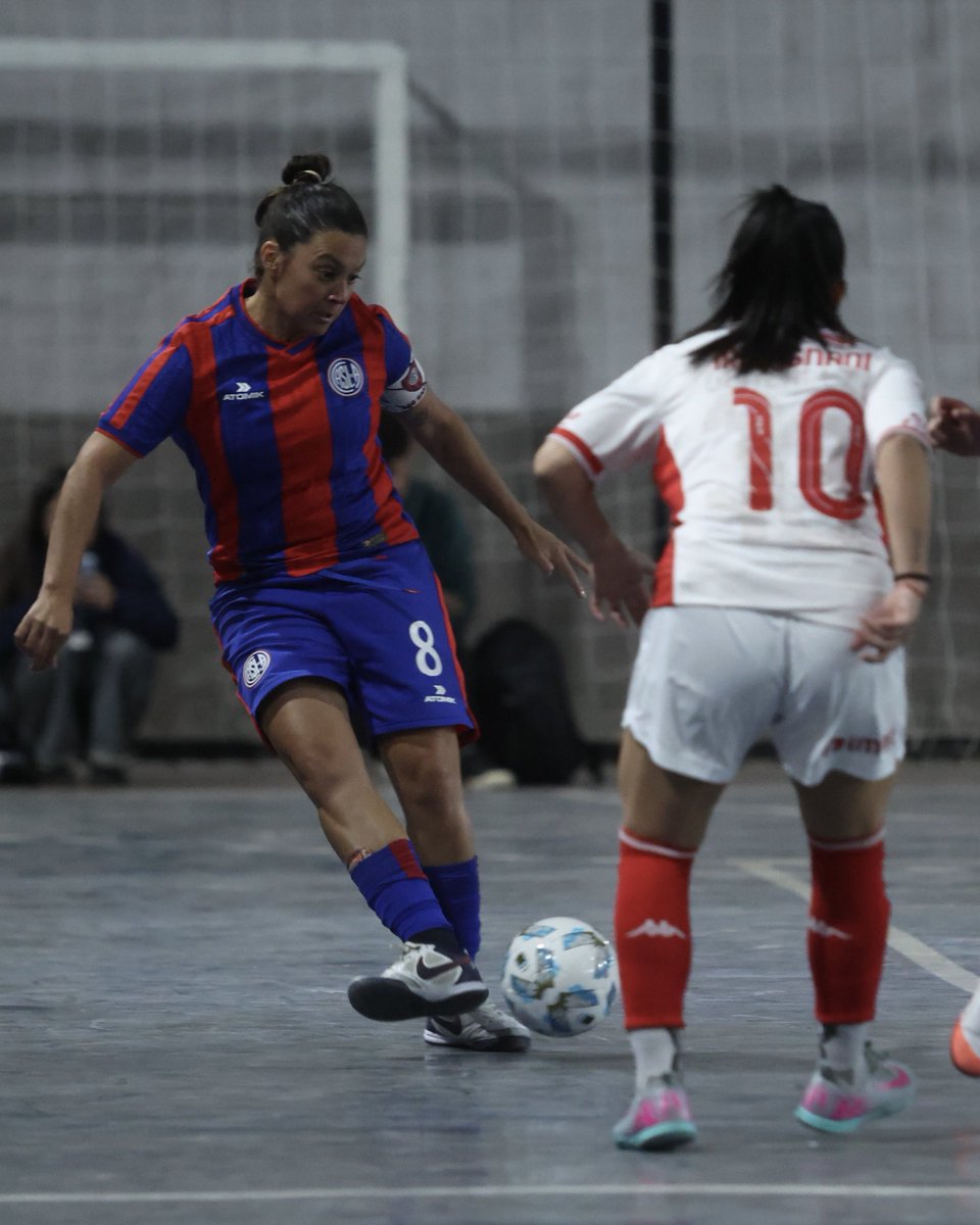 caslafutsalfem's tweet photo. 🔜 ¡Próxima fecha confirmada!

El sábado, desde las 19:30, #SanLorenzo jugará 🆚 Huracán, por la fecha 2️⃣1️⃣ del Torneo de AFA, en el Polideportivo Roberto Pando.

¡#VamosLasSantitas! 🔵💪🔴 https://t.co/6f0TIzfoQY