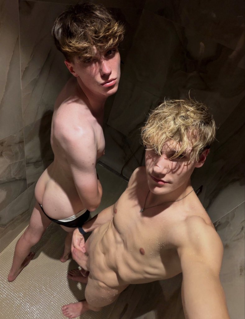 maxence_hotz's tweet photo. RT if u want to join us With : @StarLucax
My Of - 30% now for the collab: https://t.co/CK9MDqje4O