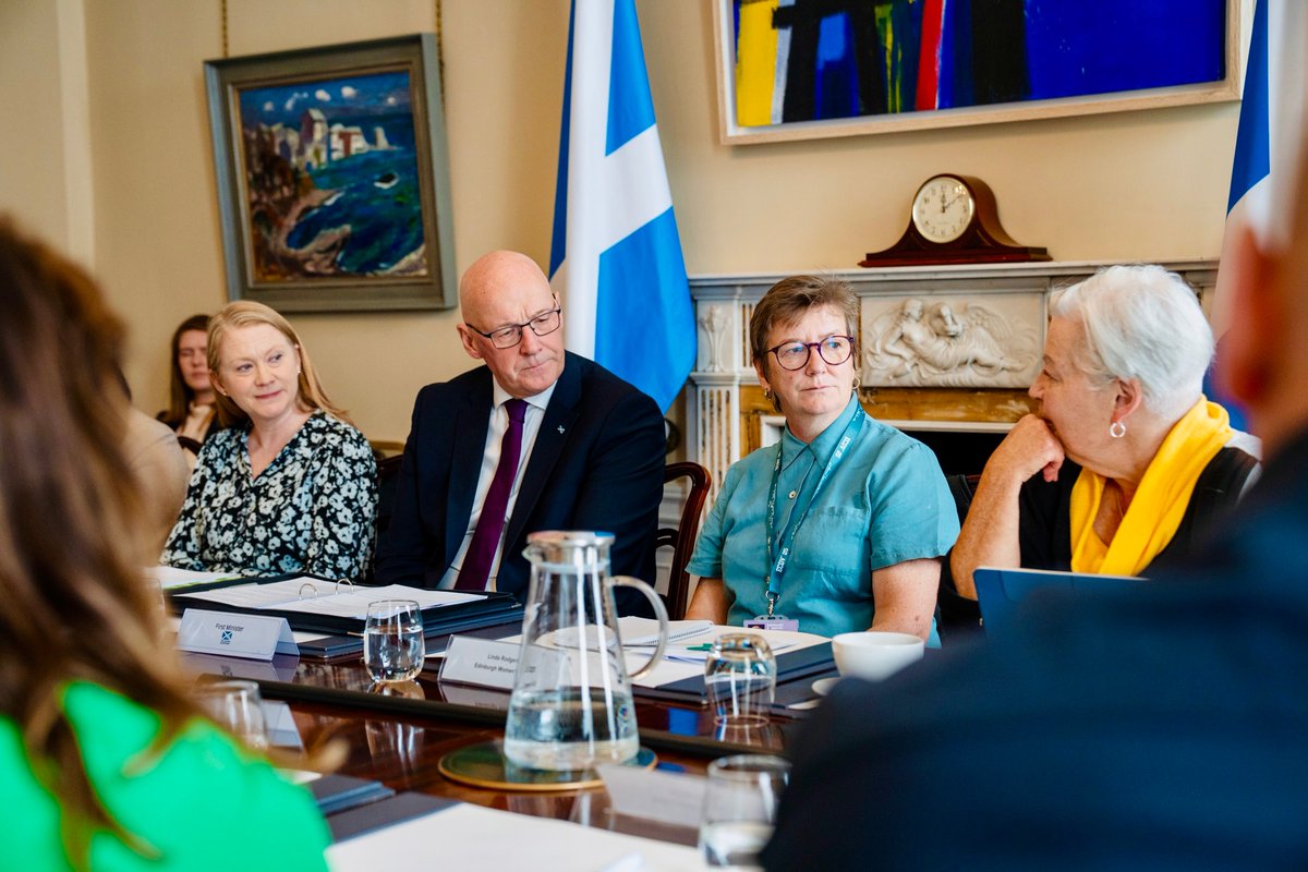 JohnSwinney's tweet photo. Today I convened a roundtable focused on tackling violence against women and girls.
As First Minister, I will give this issue my strongest personal leadership.
This is not a womenβs issue to solve alone. We must change the culture, challenge abuse, and that starts with men. https://t.co/Q6ifm8dhLl